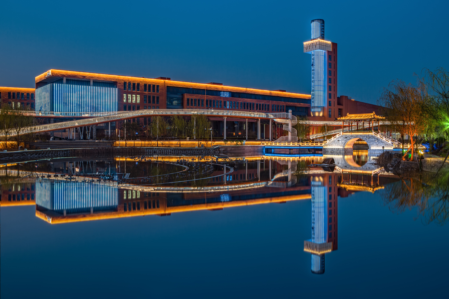 河北传媒学院03.jpg